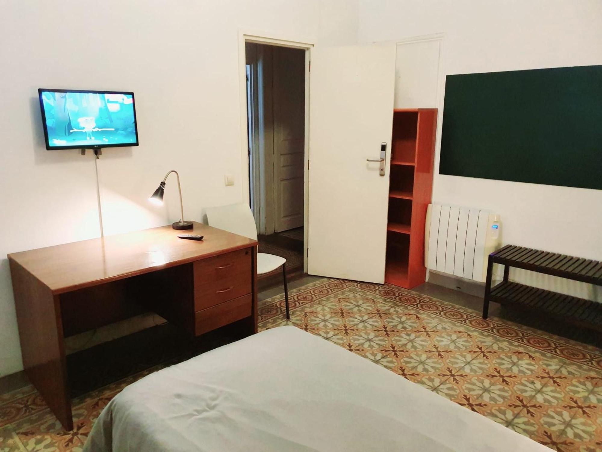 Апартаменты Apartamento Urgell Барселона Экстерьер фото