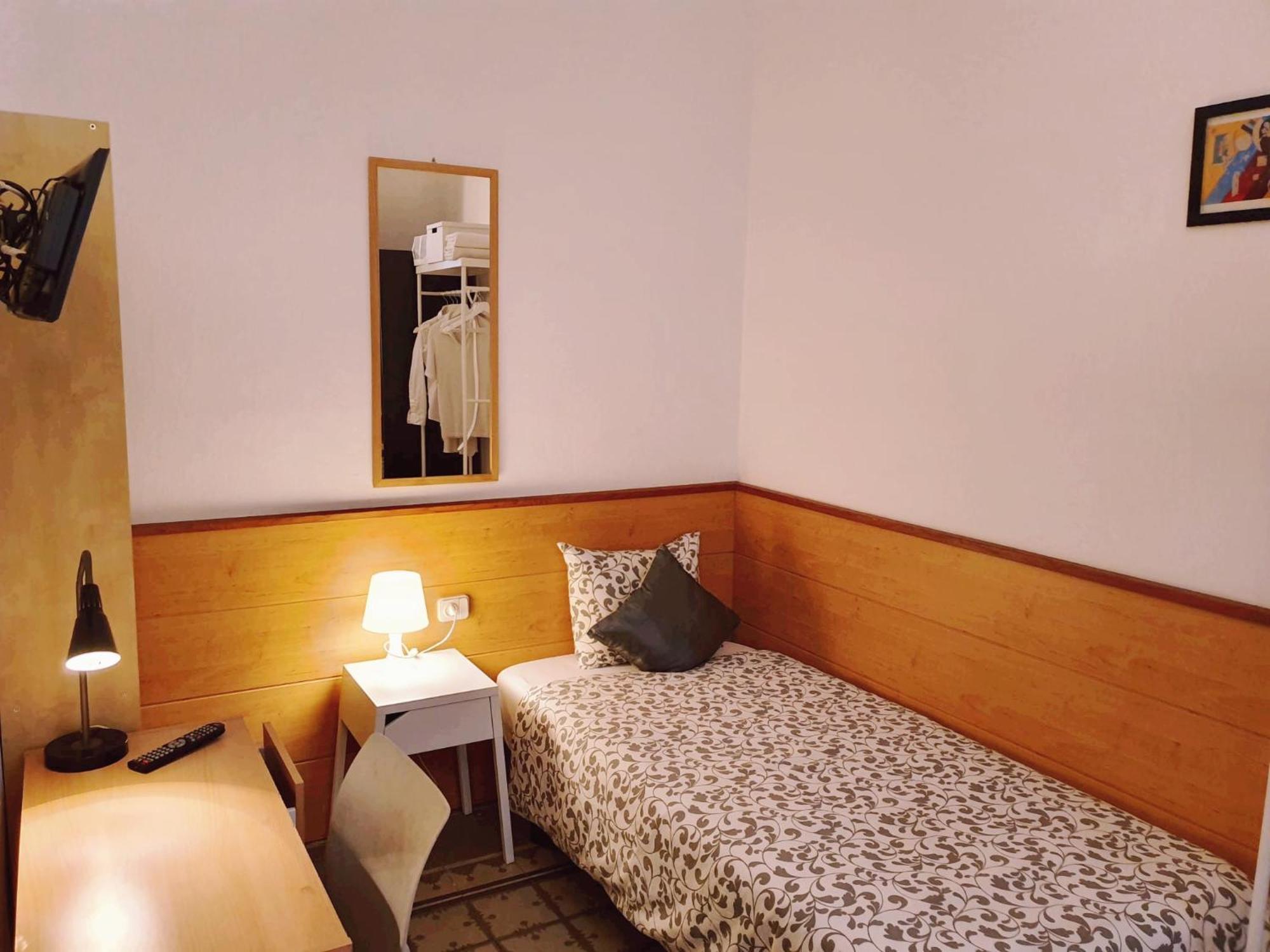 Апартаменты Apartamento Urgell Барселона Экстерьер фото